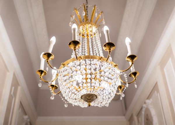 Cost of Chandelier Bulb Replacement in Vacaville